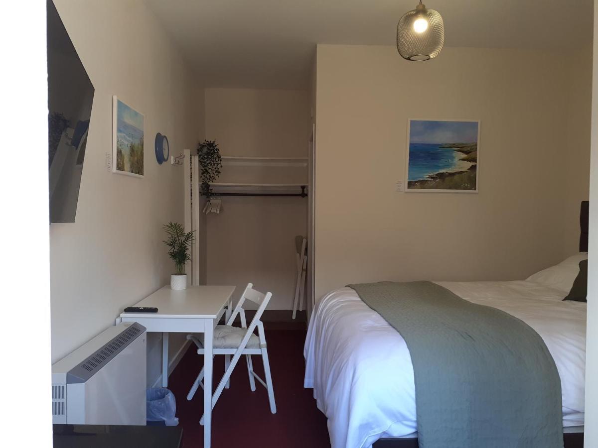 The Ivy Barn Holbeton Hotel Екстериор снимка